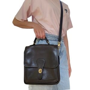 COACH Vintage Willis Station Messenger Bag/Crossbody Purse in Dark Brown